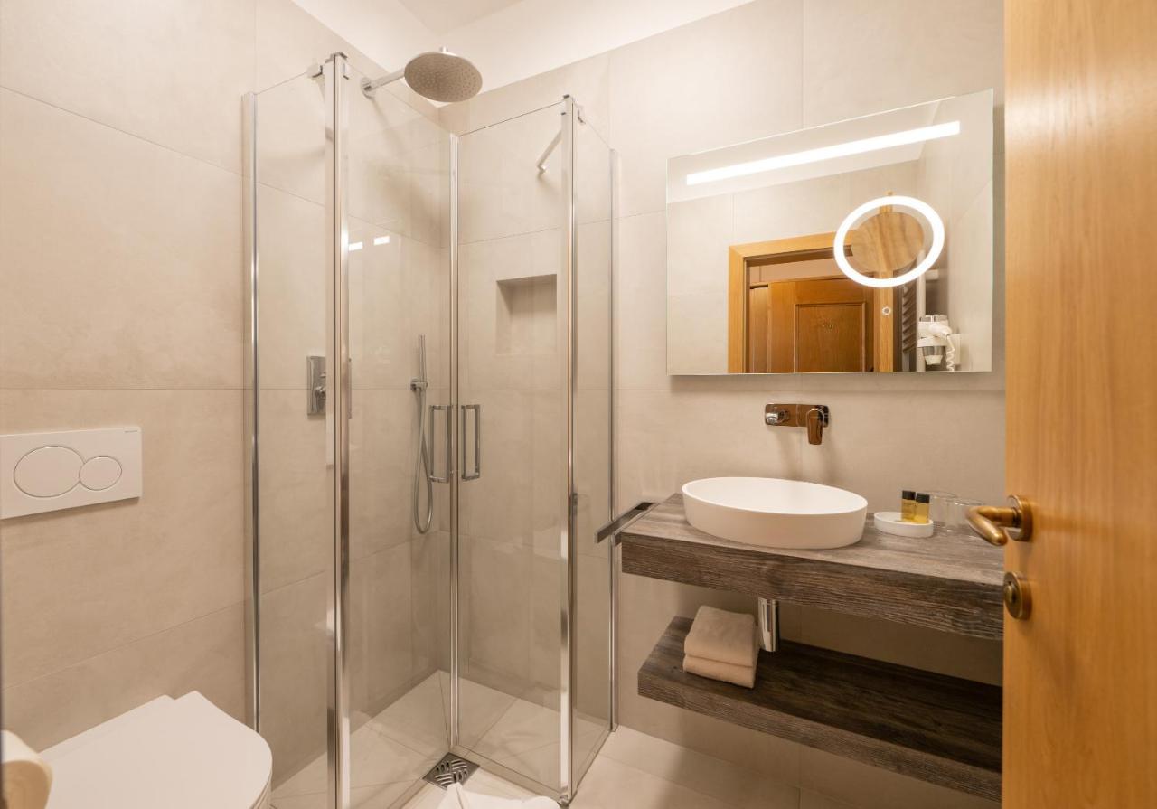 Doppelzimmer mit Balkon
